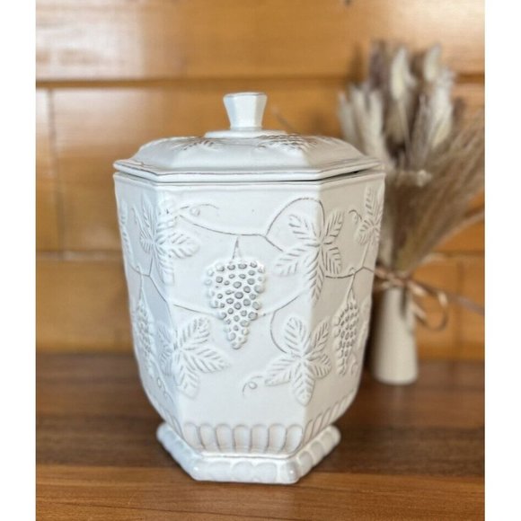Pier 1 Imports Stoneware White Gray Cookie Jar Kitchen Canister 10"x7" - Picture 9 of 11